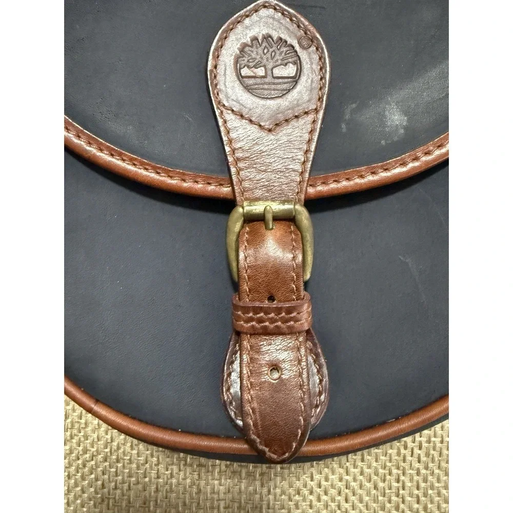 Vintage Timberland Leather Flap Crossbody Black Saddle Bag Brass Purse USA